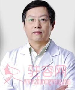 王毅超