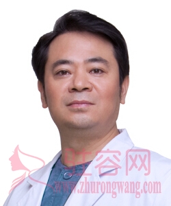 李富强