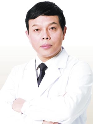 王新灿