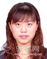 　　侯莹